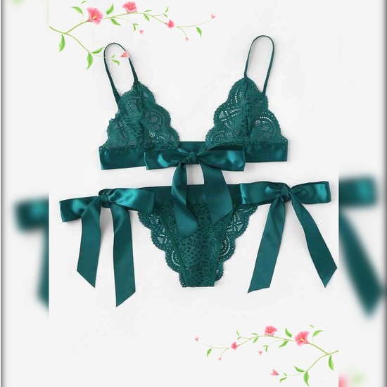 BRA AND PANTIES SET WITH BOWS AND GREEN LACE DESIGN