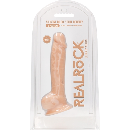 SILICONE PENIS WITH TESTICLES 22,8CM
